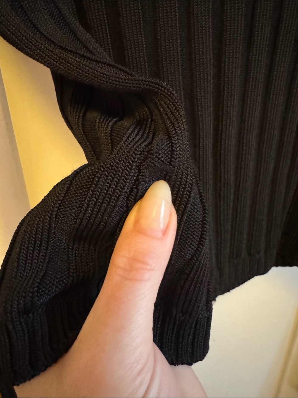 GUIZIO Black Ribbed V-Neck Button Cardigan - Picture 6 of 7